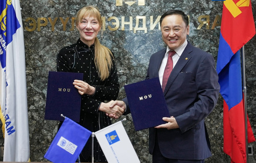 ЧАНАРТАЙ ЭМ, ЭМ ЭМНЭЛГИЙН ХЭРЭГСЛҮҮДИЙГ НЭГДСЭН ХУДАЛДАН АВАЛТААР НИЙЛҮҮЛЭХ САНАМЖ БИЧИГТ ГАРЫН ҮСЭГ ЗУРЛАА